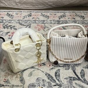 Elegant White Quilted Handbag